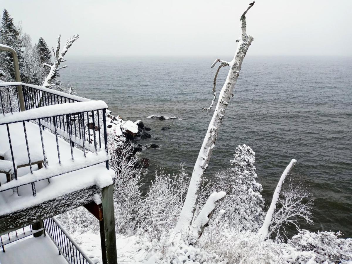 Cliff Dweller On Lake Superior Tofte Buitenkant foto