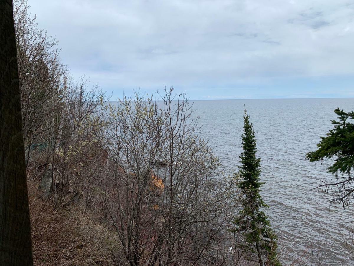 Cliff Dweller On Lake Superior Tofte Buitenkant foto