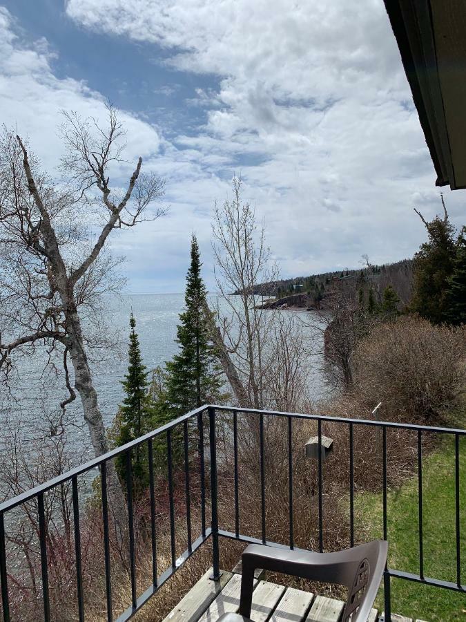 Cliff Dweller On Lake Superior Tofte Buitenkant foto